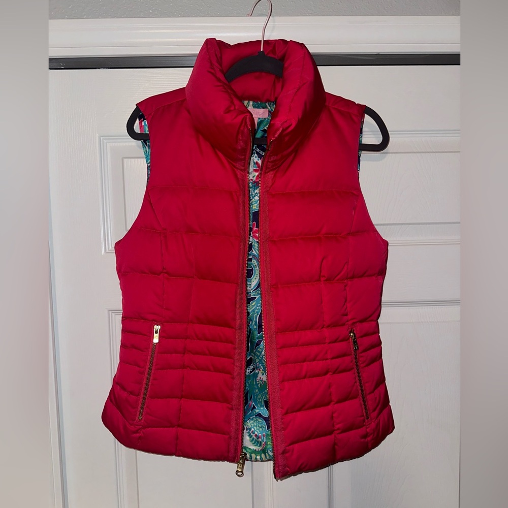 Lily Pulitzer Puffer Vest. Size Large. like New condition